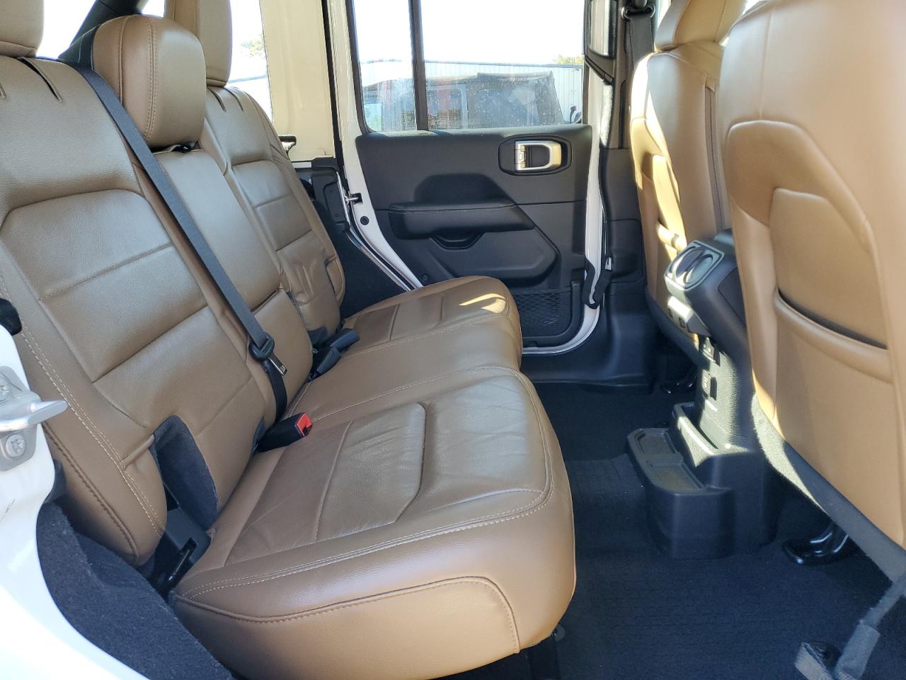 JEEP WRANGLER SAHARA