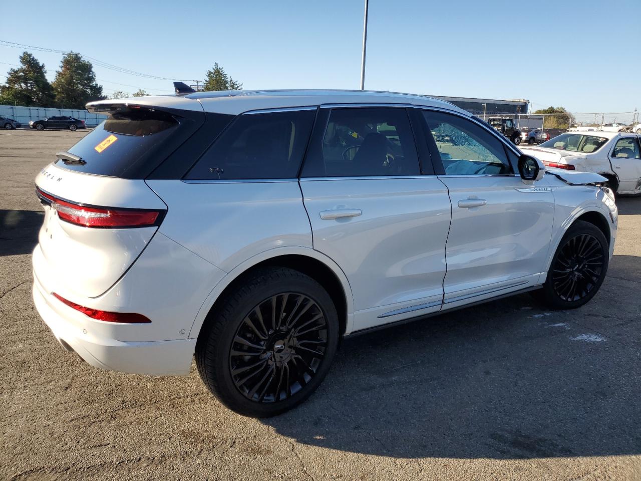 LINCOLN CORSAIR RESERVE