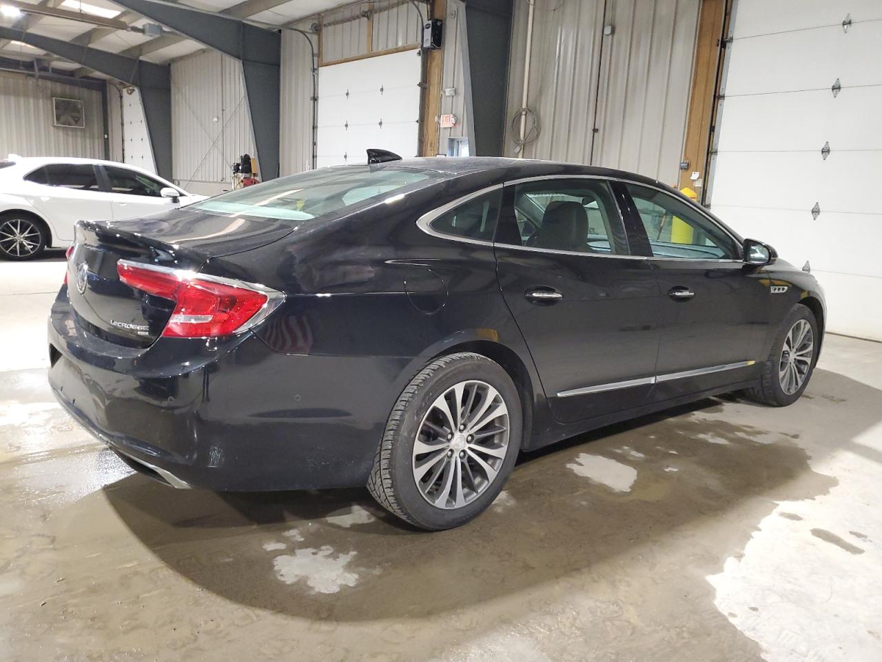 BUICK LACROSSE PREMIUM