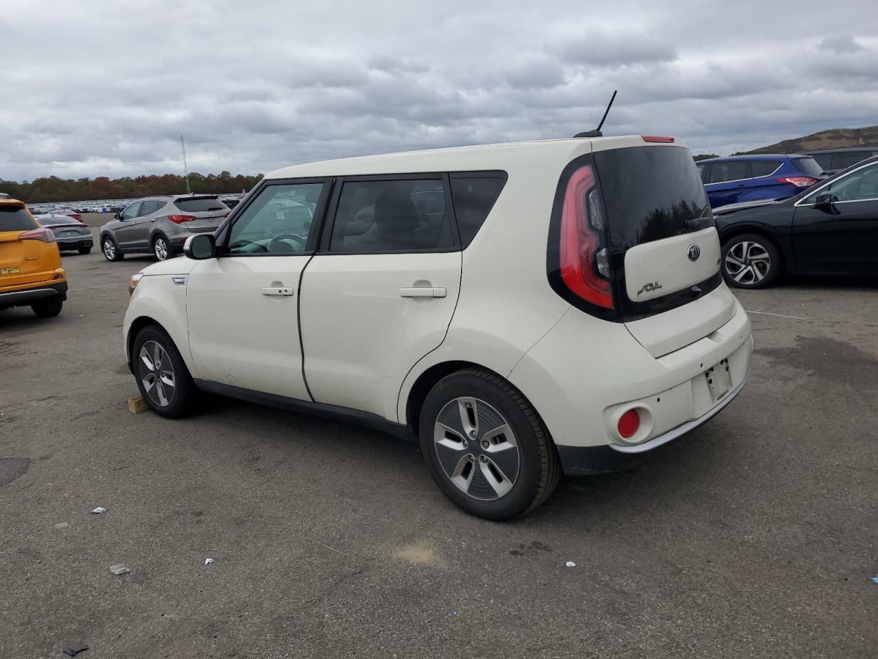 KIA SOUL EV +