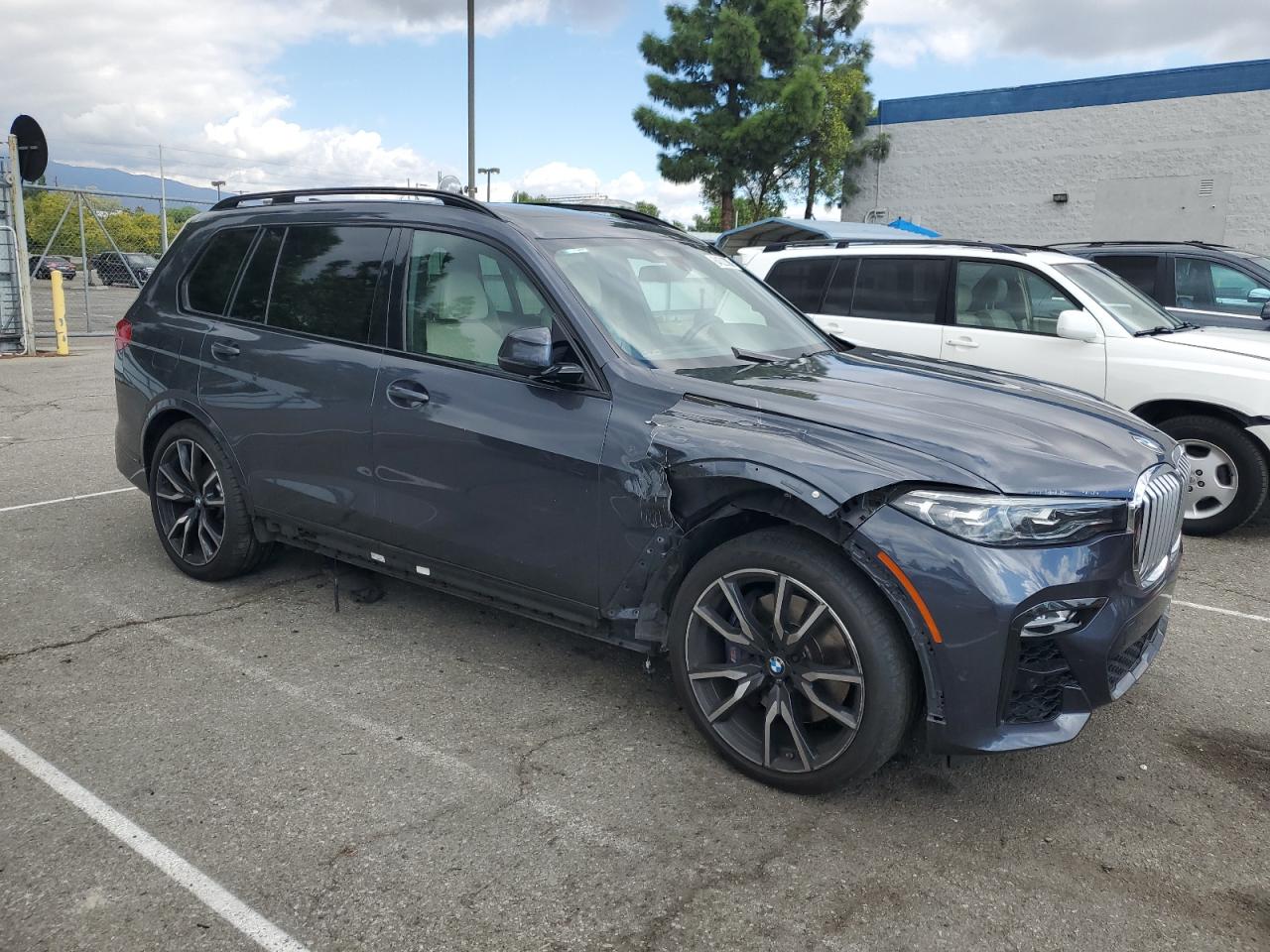 BMW X7 XDRIVE50I