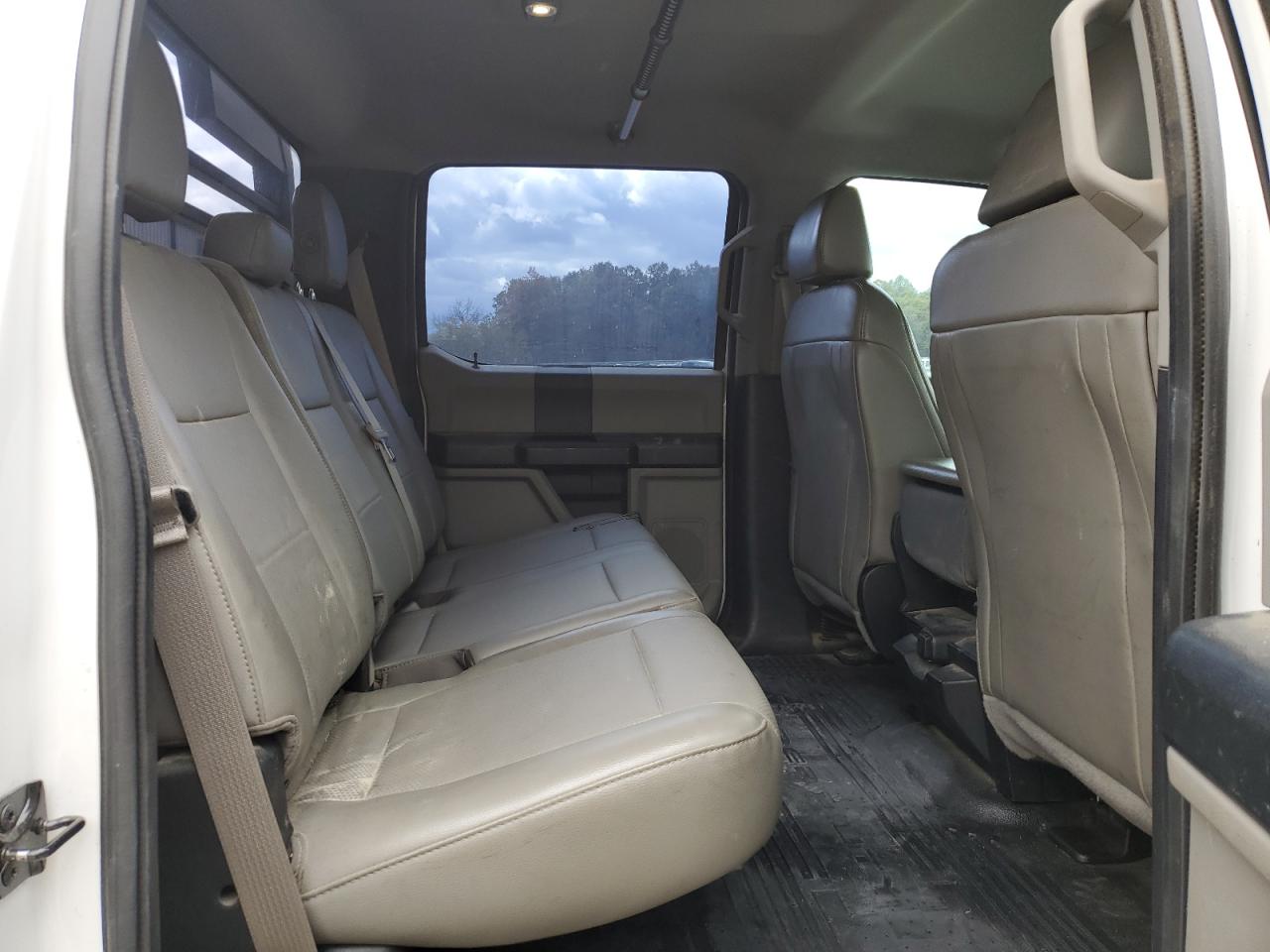 FORD F-350 SUPER DUTY