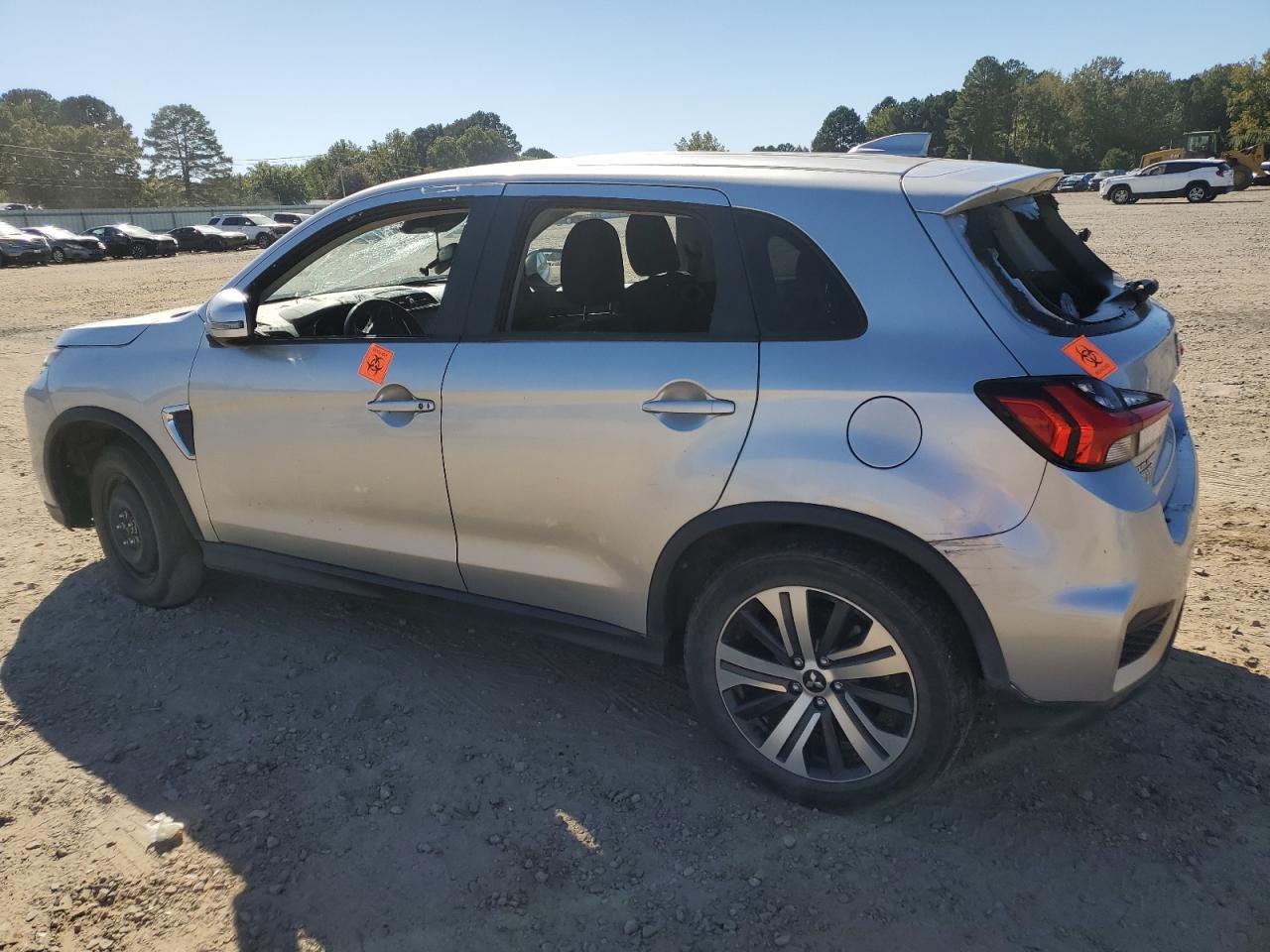 MITSUBISHI OUTLANDER SE