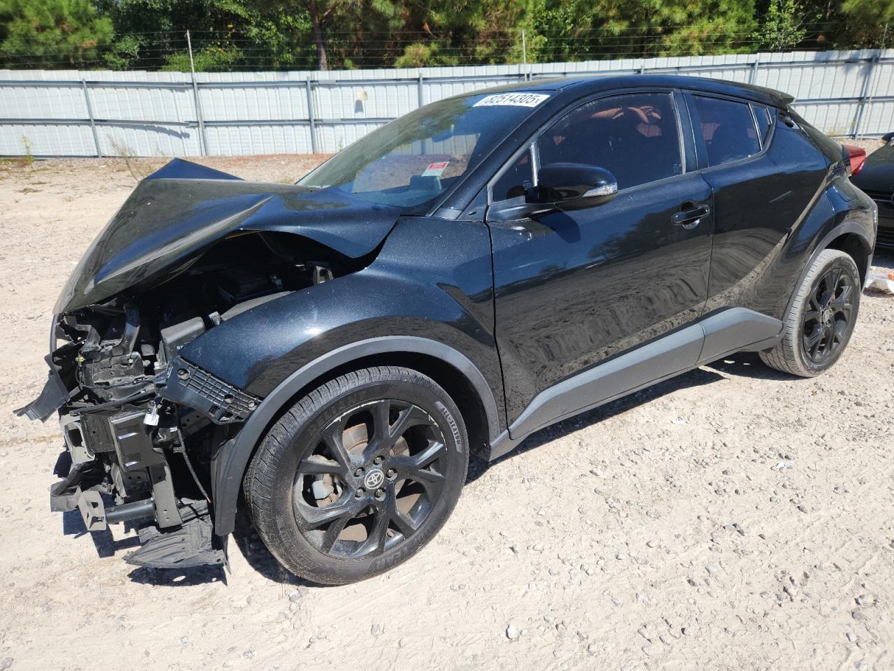 TOYOTA C-HR XLE