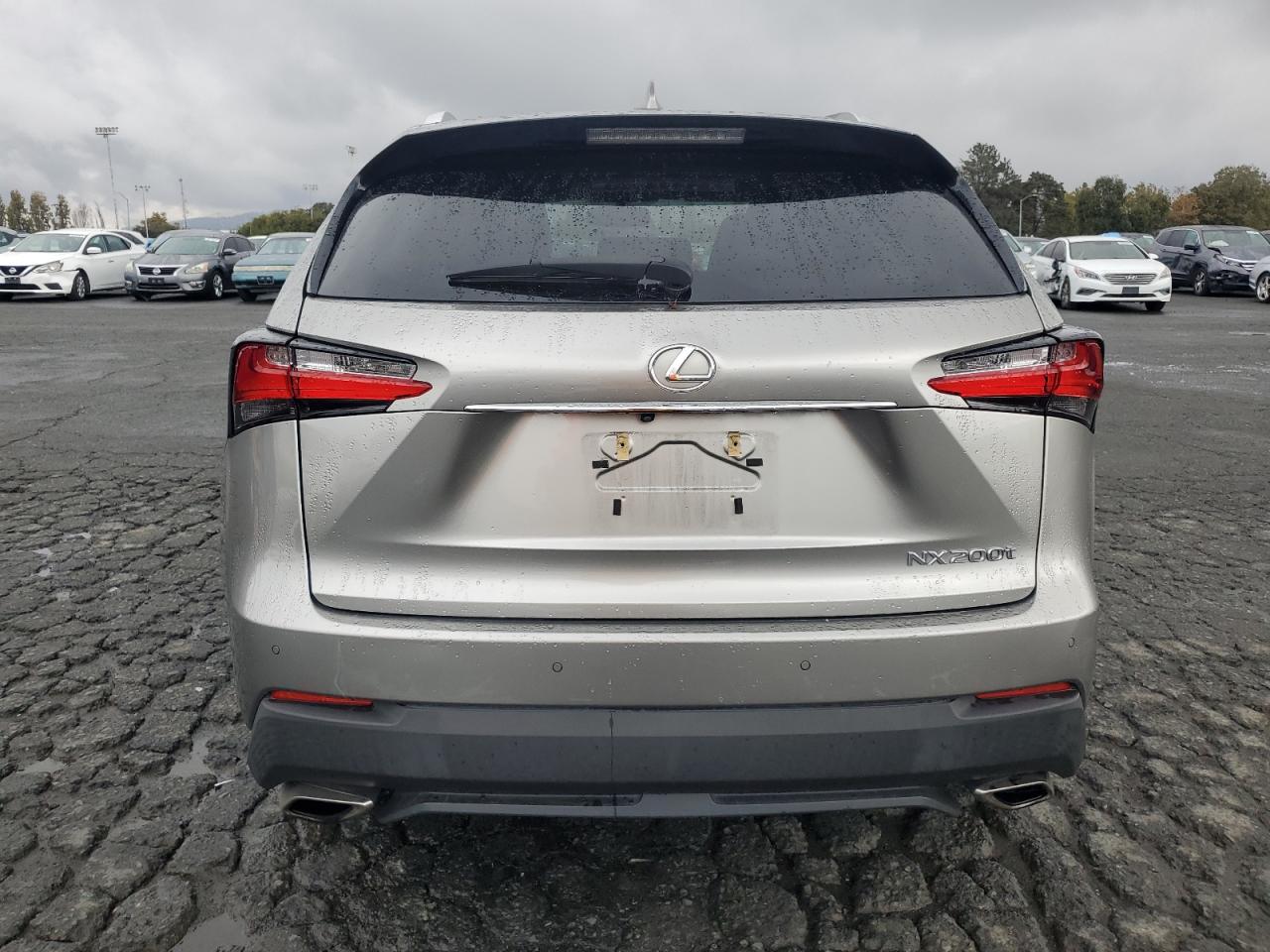 LEXUS NX 200T BASE