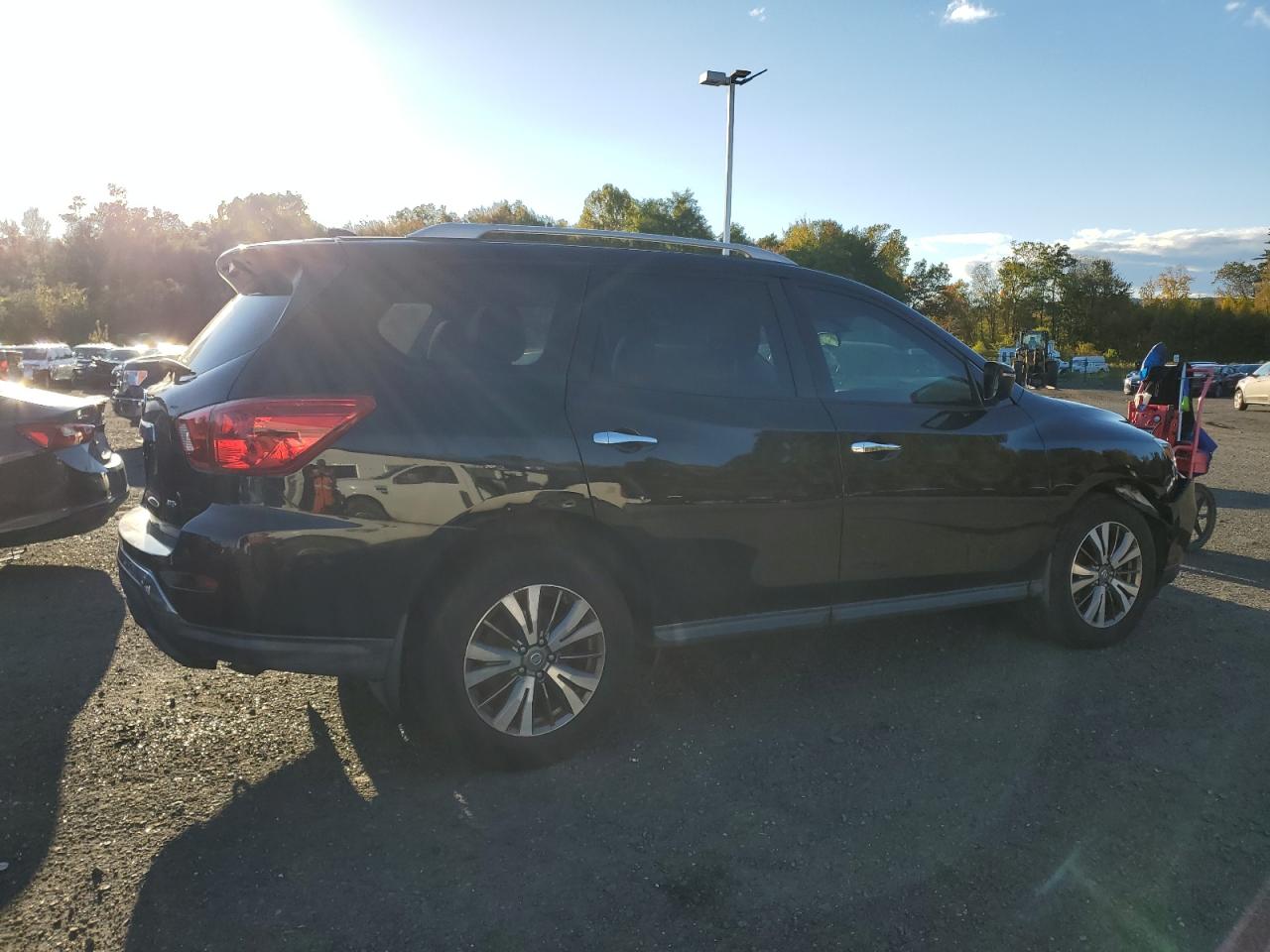 NISSAN PATHFINDER S