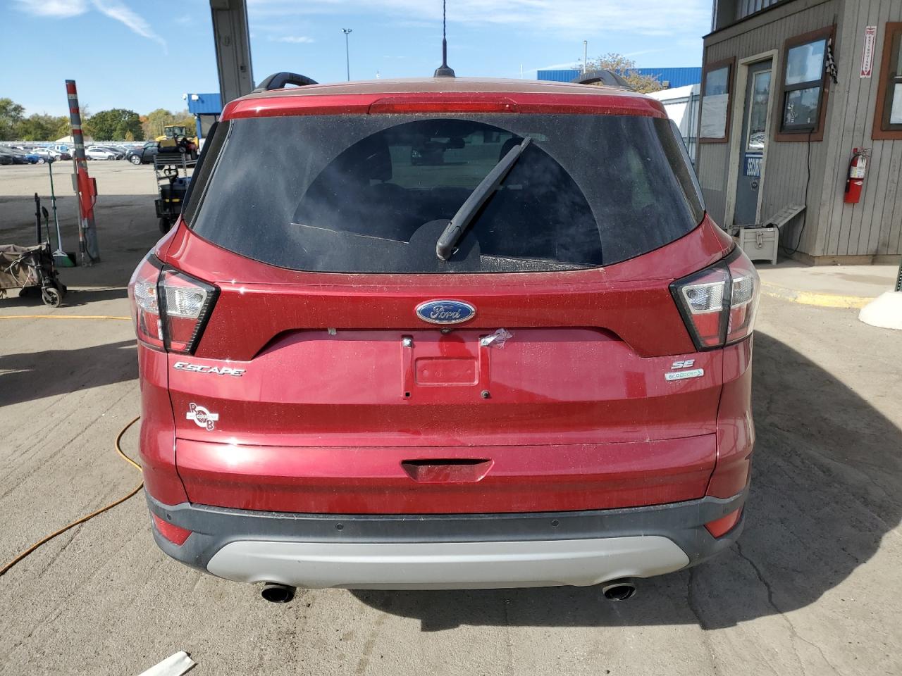 FORD ESCAPE SE