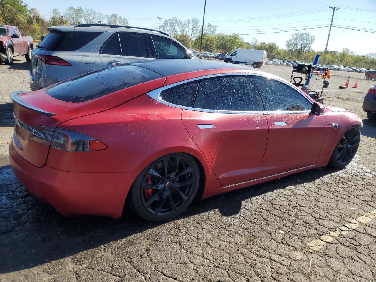 TESLA MODEL S
