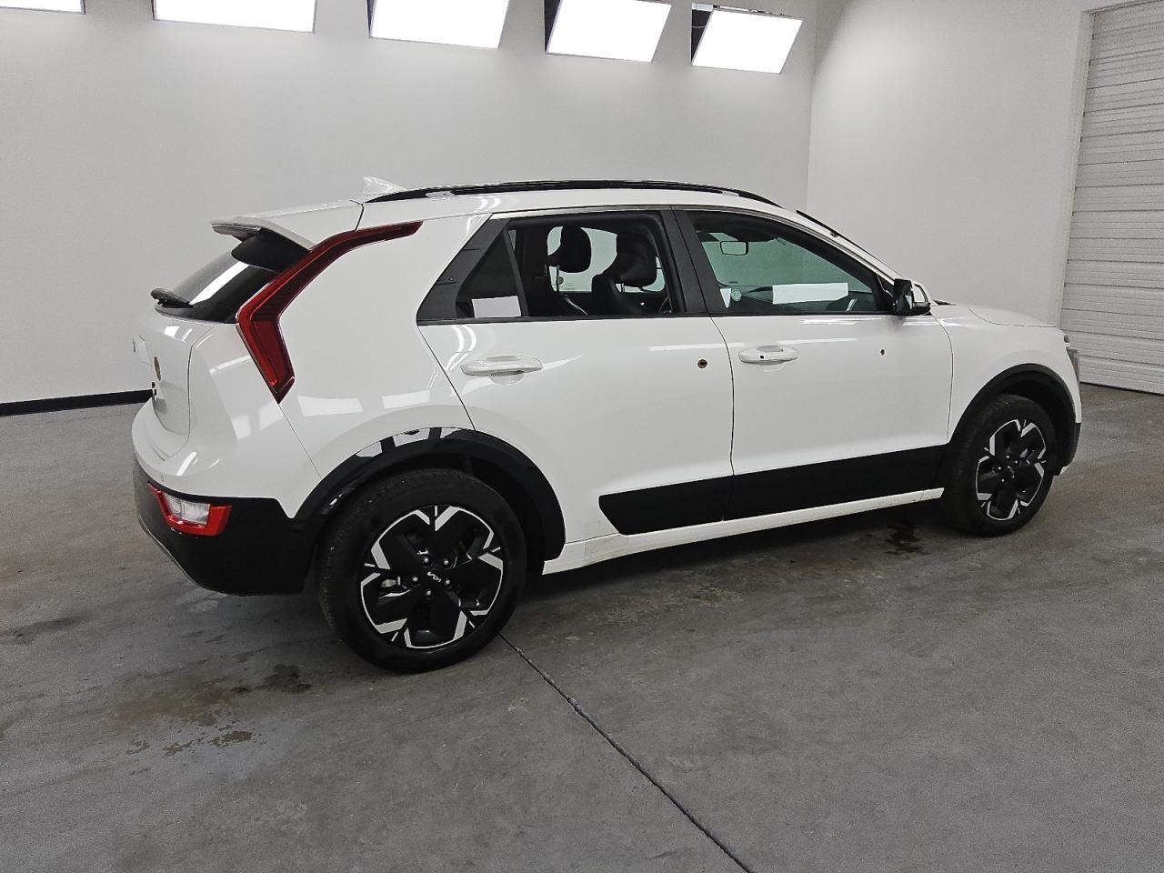 Lot #3301831372 2024 KIA NIRO WIND