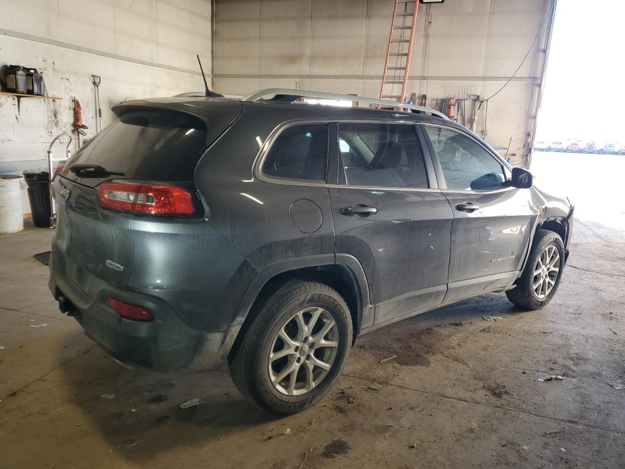 JEEP GRAND CHEROKEE LATITUDE