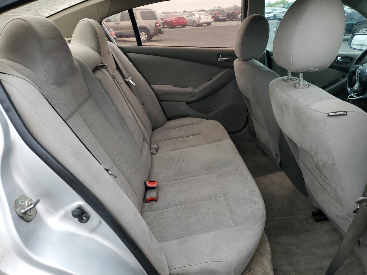 NISSAN ALTIMA BASE