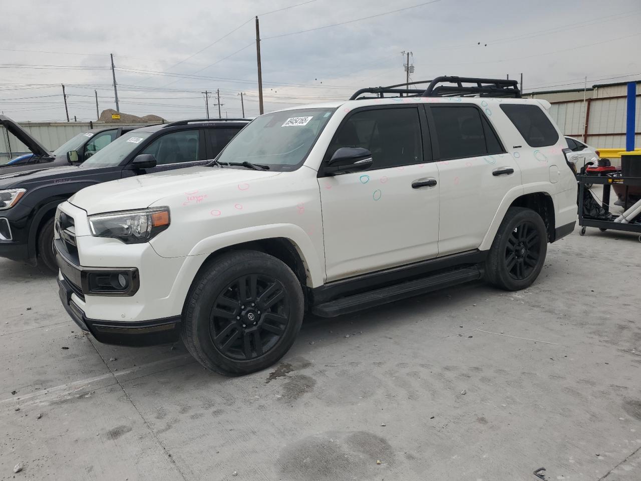 TOYOTA 4RUNNER SR5/SR5 PREMIUM