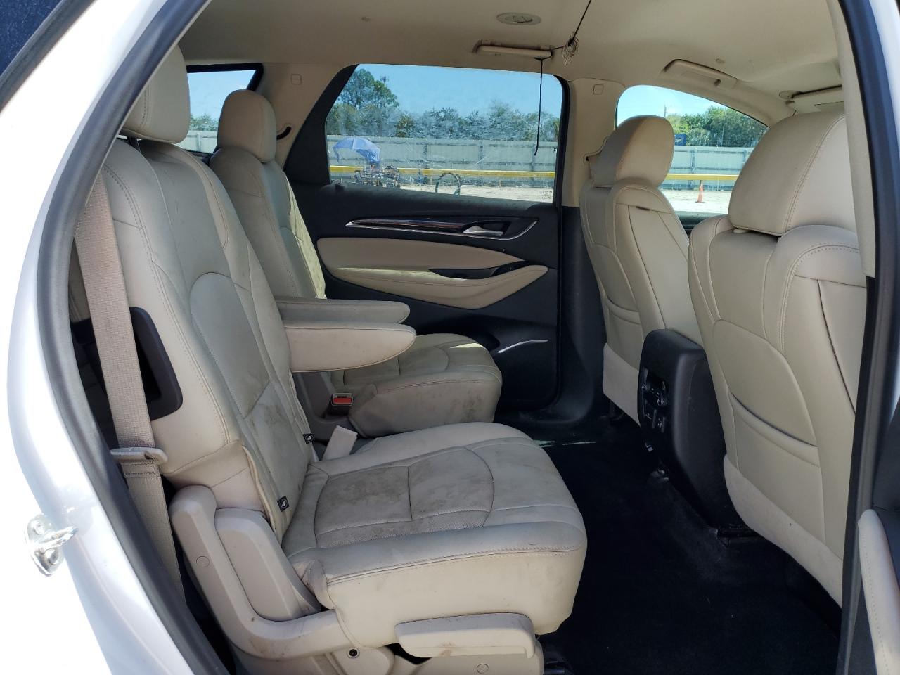 BUICK ENCLAVE ESSENCE