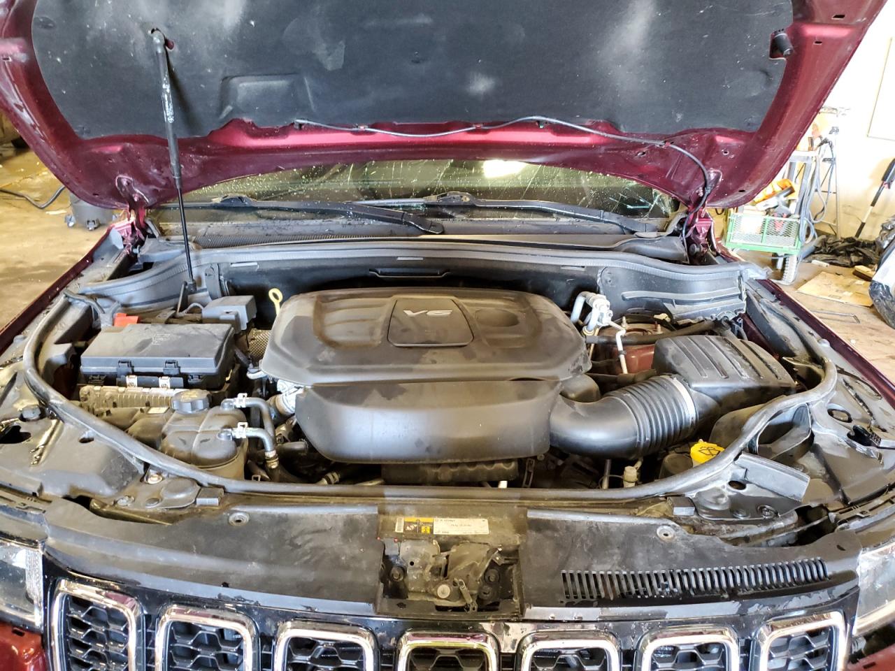 JEEP GRAND CHEROKEE LAREDO