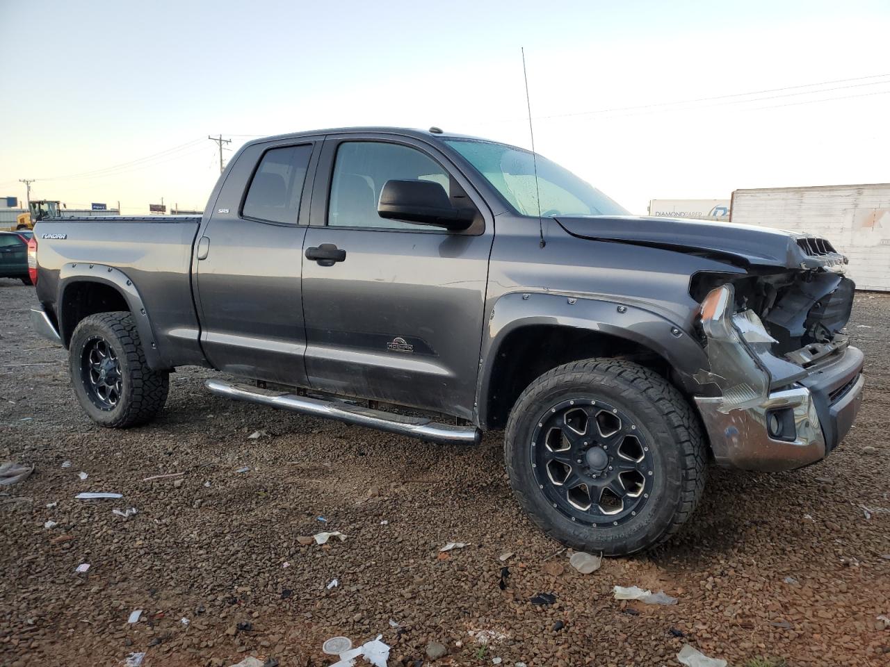 TOYOTA TUNDRA DOUBLE CAB SR