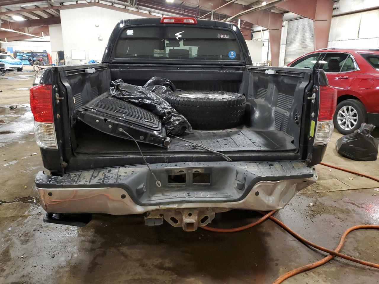 TOYOTA TUNDRA CREWMAX LIMITED