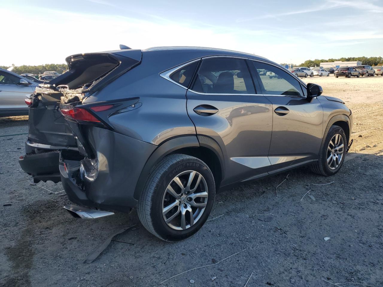 LEXUS NX 200T BASE
