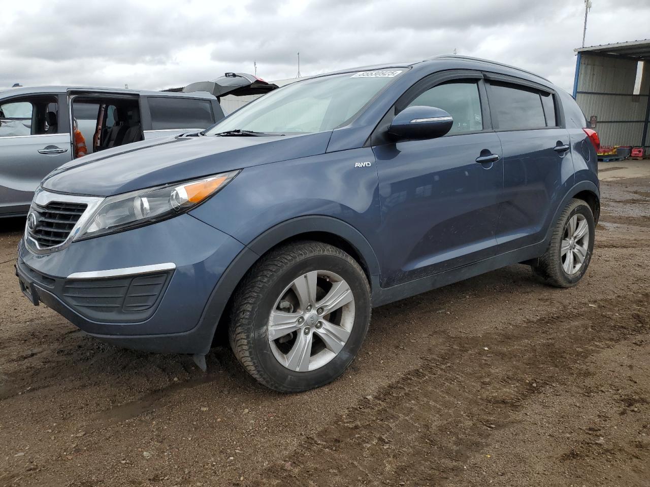 KIA SPORTAGE LX