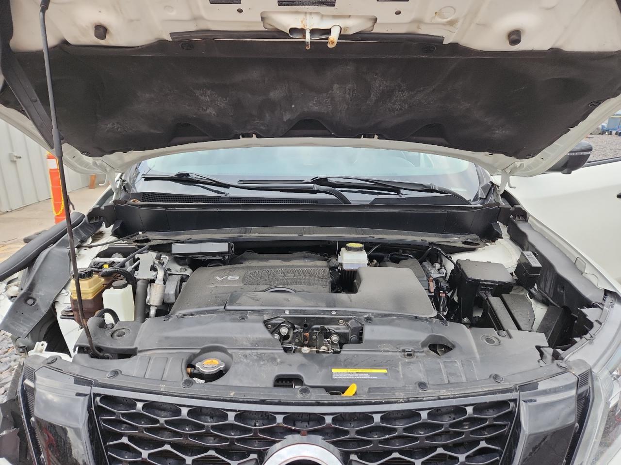 NISSAN PATHFINDER SL