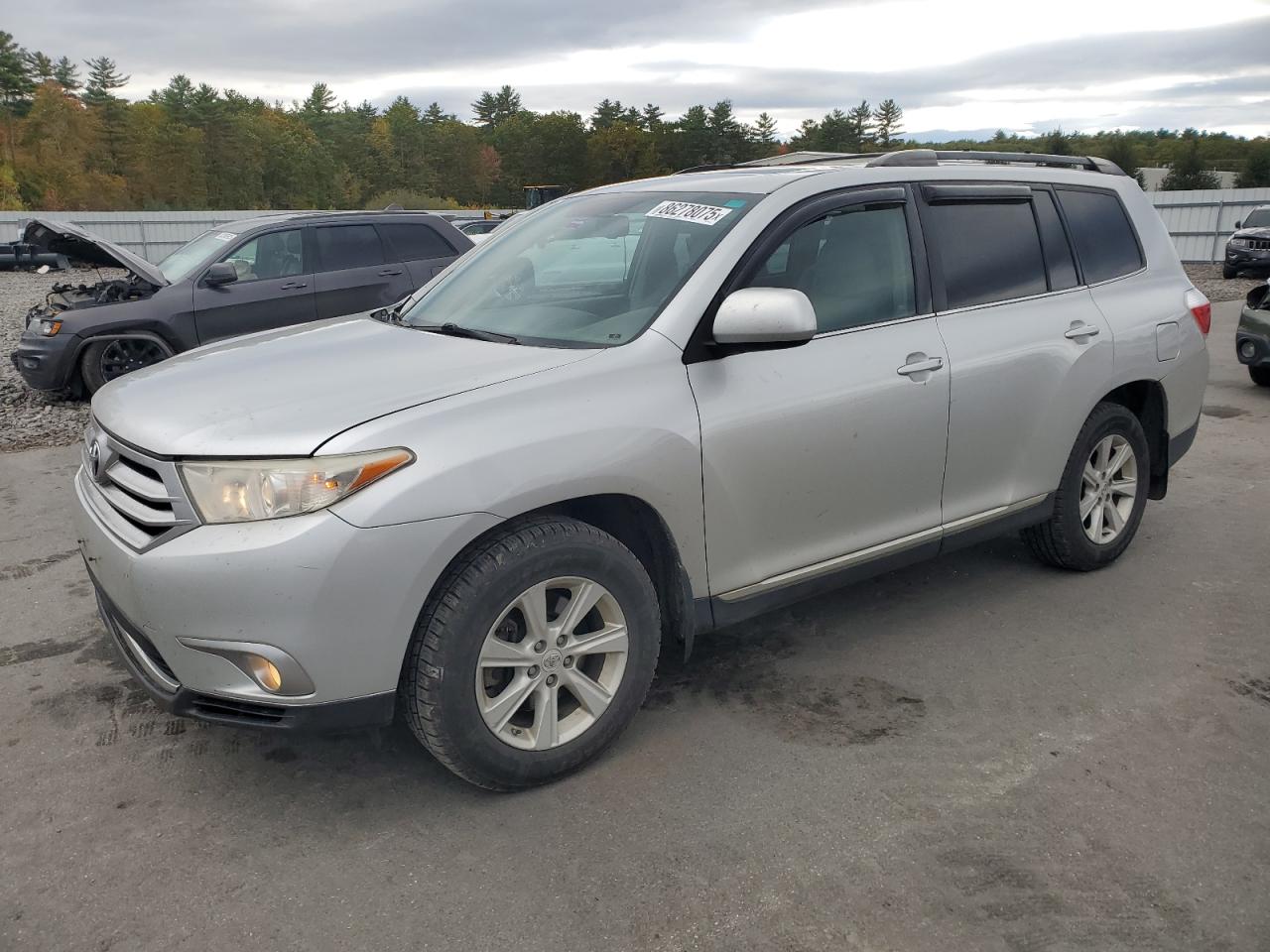 TOYOTA HIGHLANDER BASE