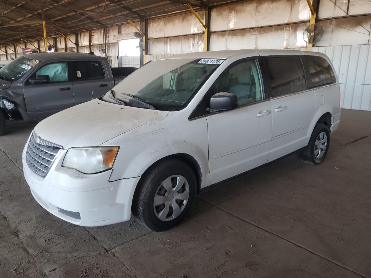 CHRYSLER TOWN & COUNTRY LX