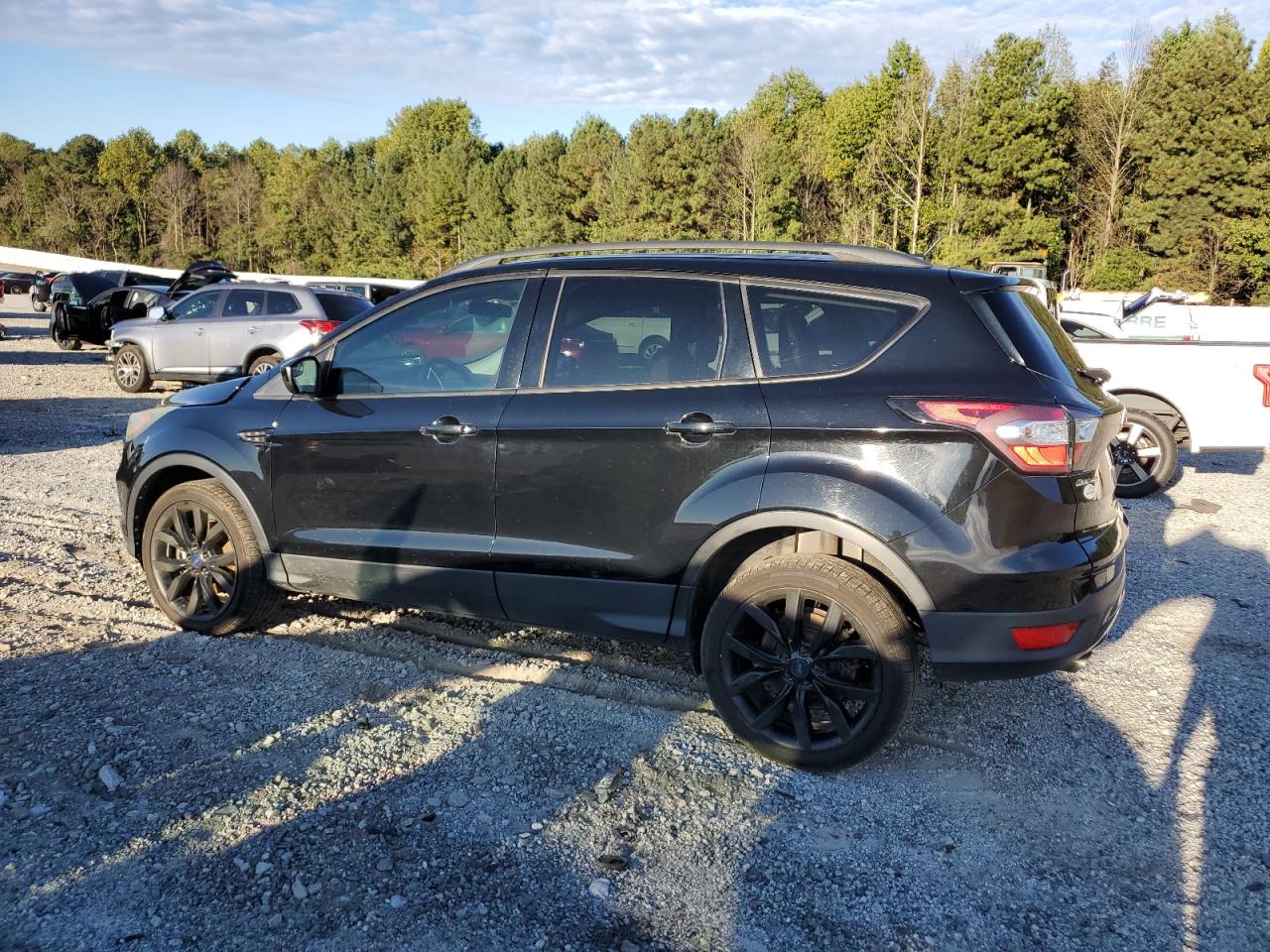 FORD ESCAPE SE