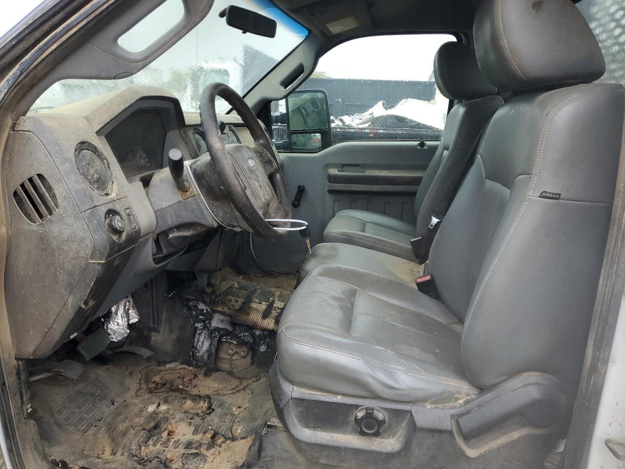 FORD F-550 SUPER DUTY