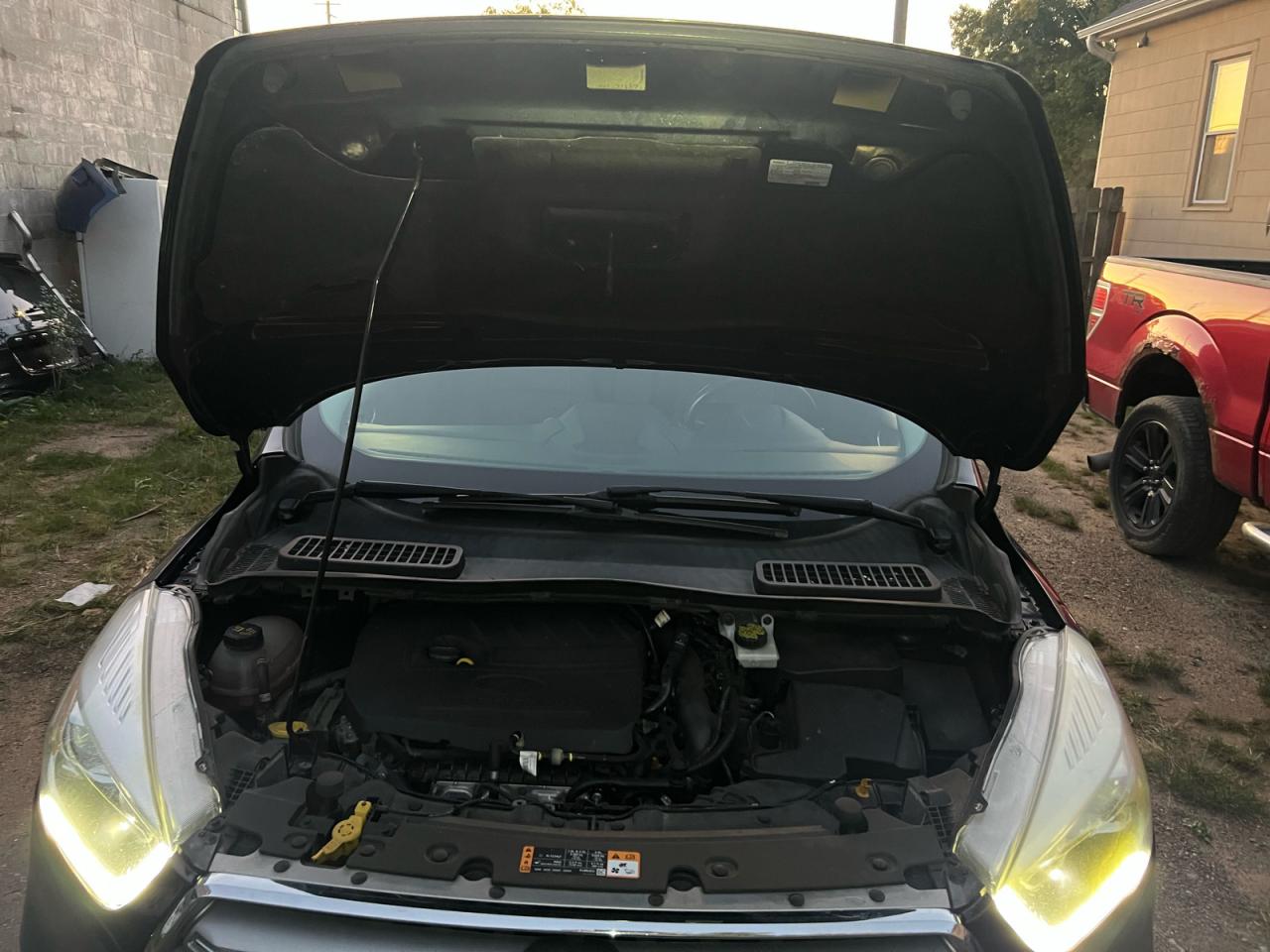 FORD ESCAPE TITANIUM