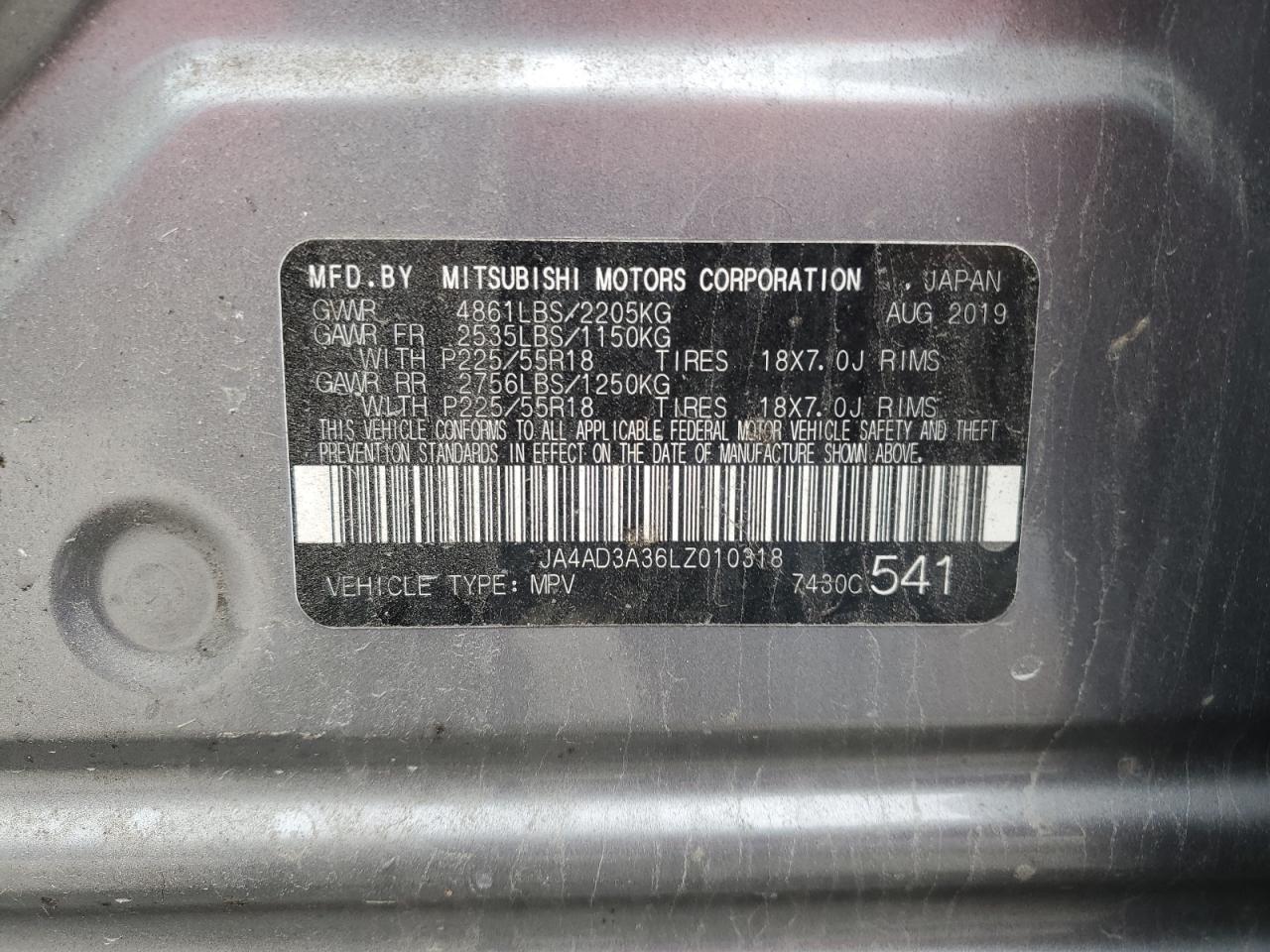 MITSUBISHI OUTLANDER SE