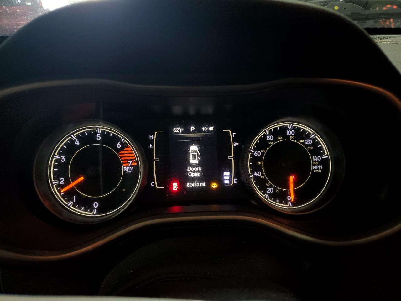 JEEP GRAND CHEROKEE SPORT