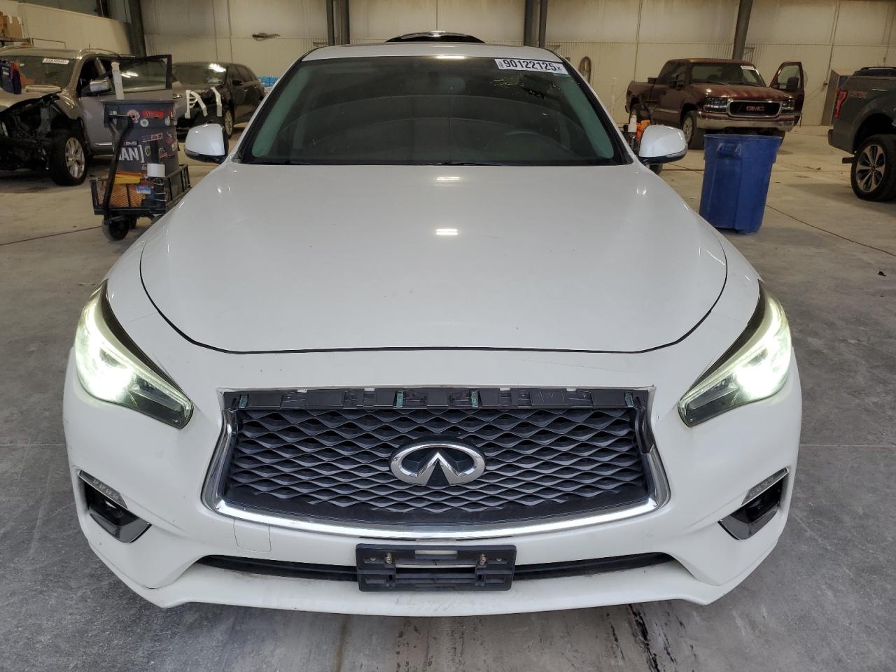 INFINITI Q50 LUXE