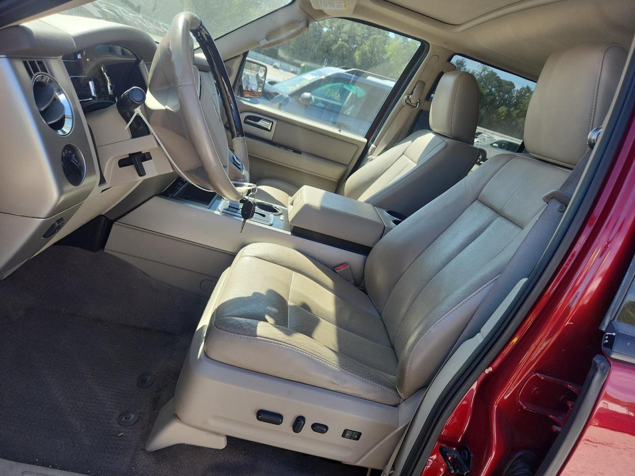 FORD EXPEDITION LIMITED