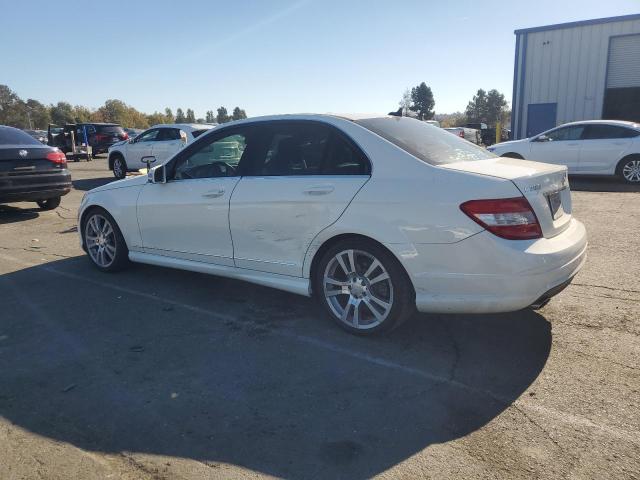 2011 MERCEDES-BENZ C-CLASS - WDDGF5EB3BF646210
