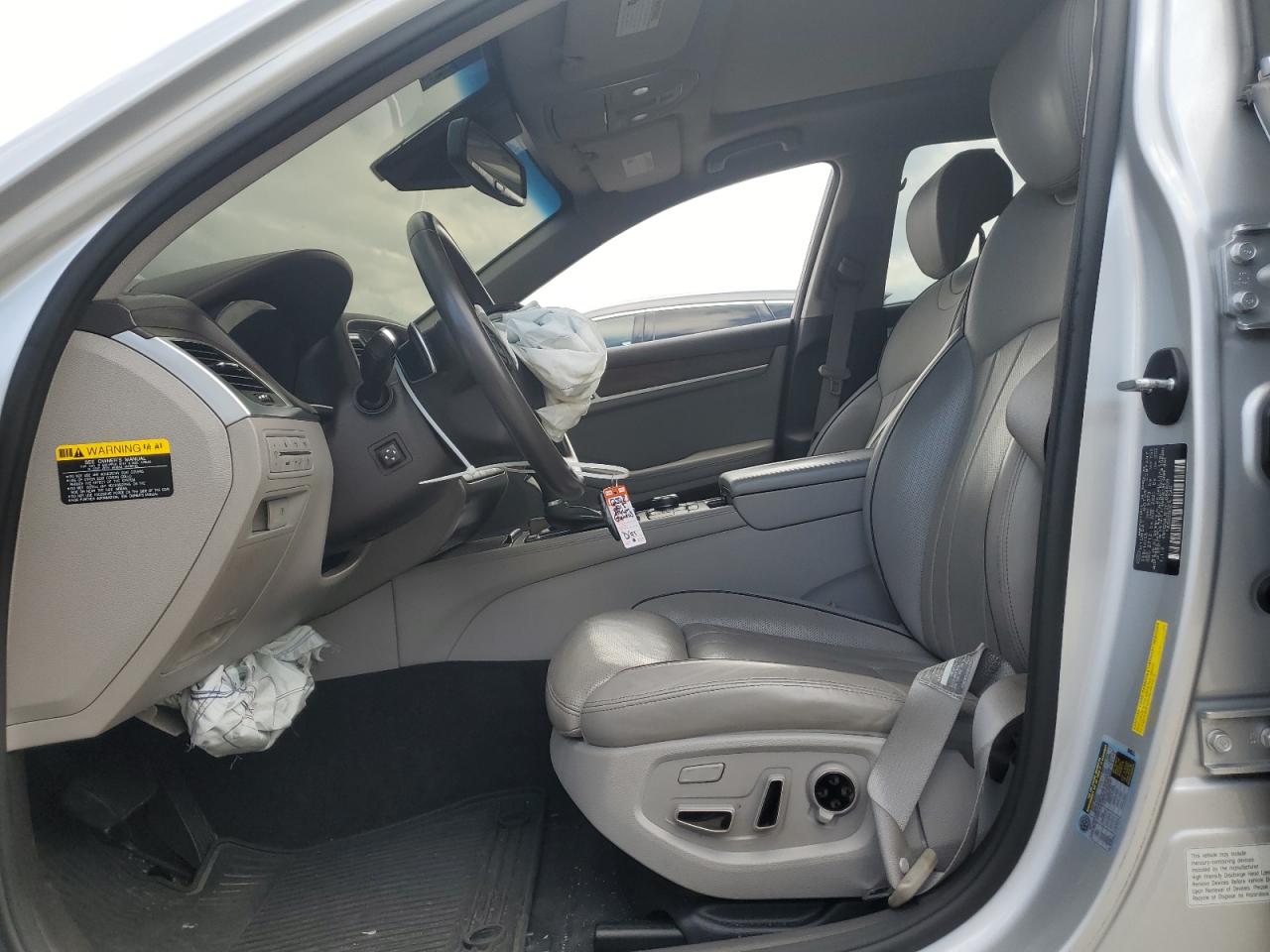 HYUNDAI GENESIS 3.8L