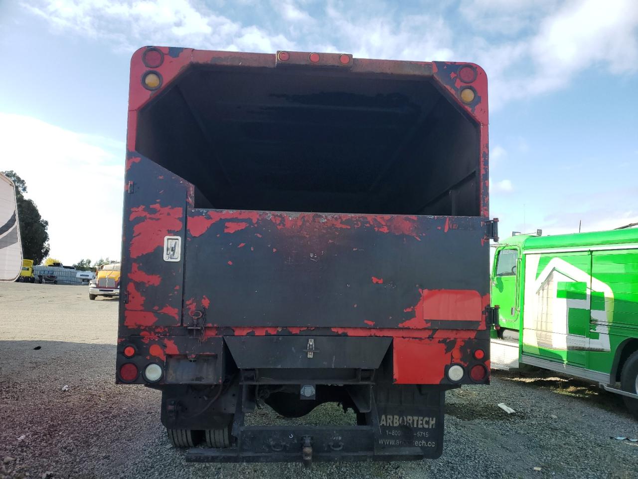 FORD F-750 SUPER DUTY