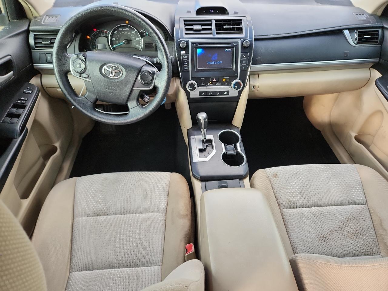 TOYOTA CAMRY BASE