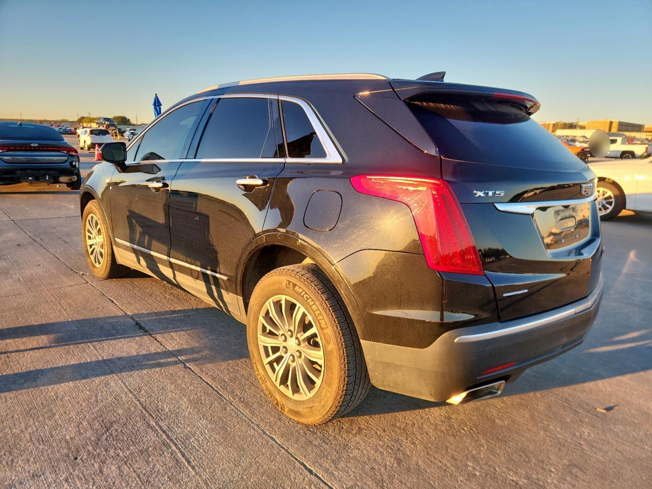 CADILLAC XT5 LUXURY