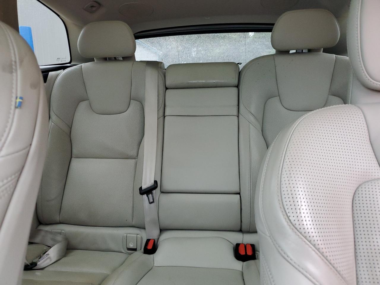 VOLVO XC60 T6 INSCRIPTION