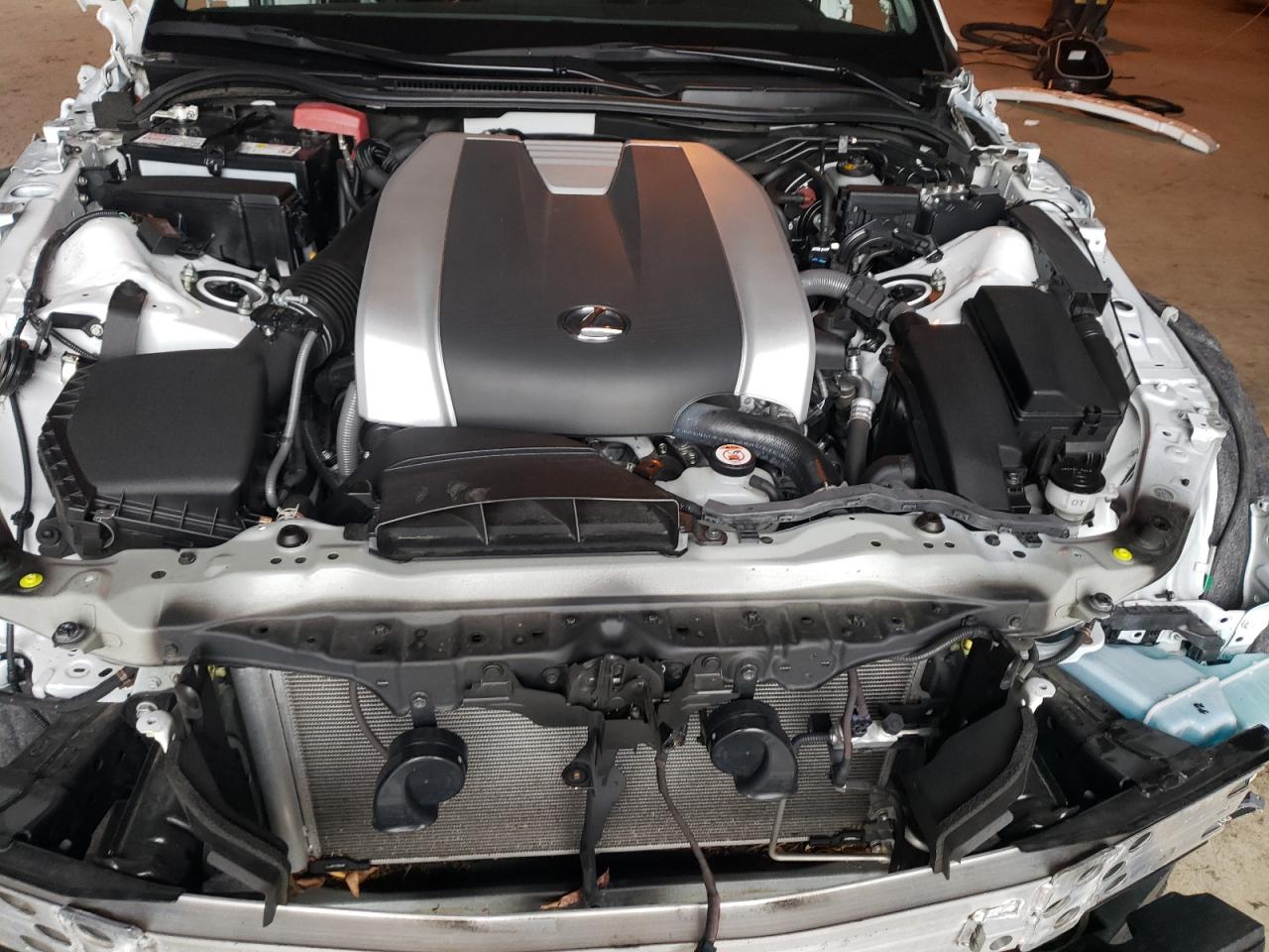 LEXUS IS 350 F SPORT DESIGN