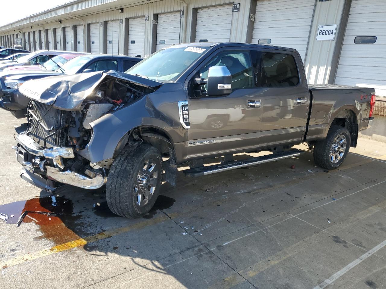 FORD F-250 SUPER DUTY