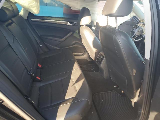 2017 VOLKSWAGEN PASSAT SE - 1VWBT7A3XHC020765