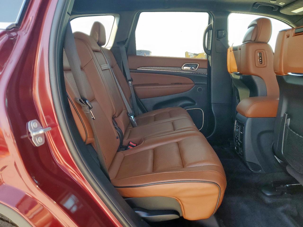 JEEP GRAND CHEROKEE SUMMIT