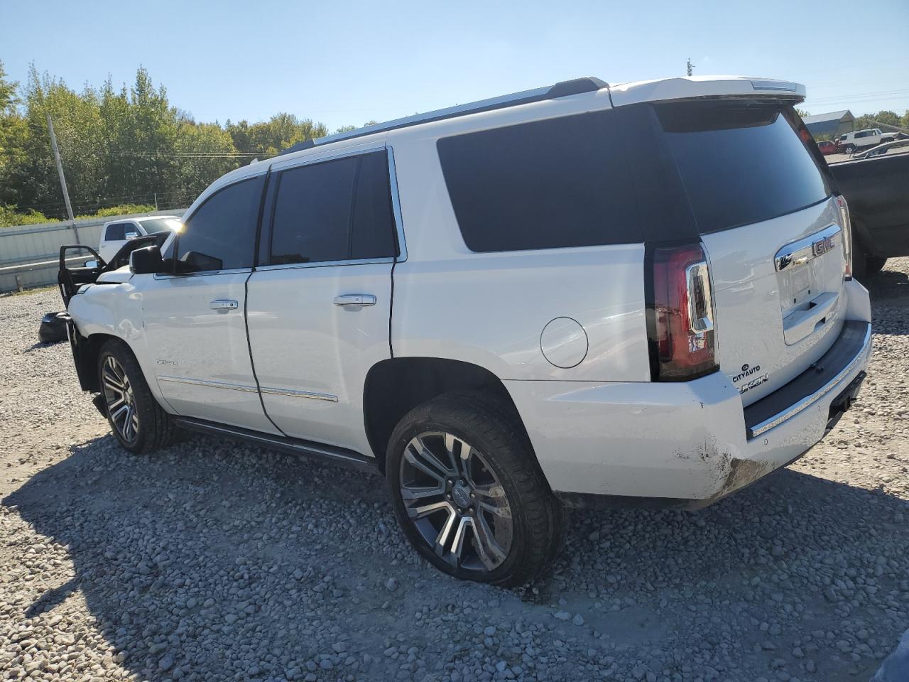 GMC YUKON DENALI