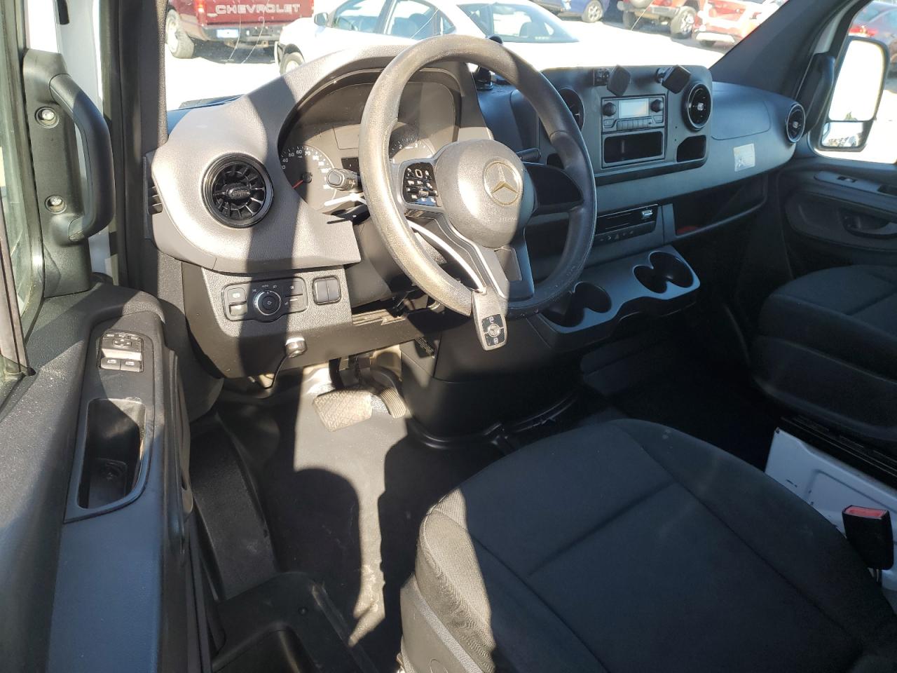 MERCEDES-BENZ SPRINTER 2500