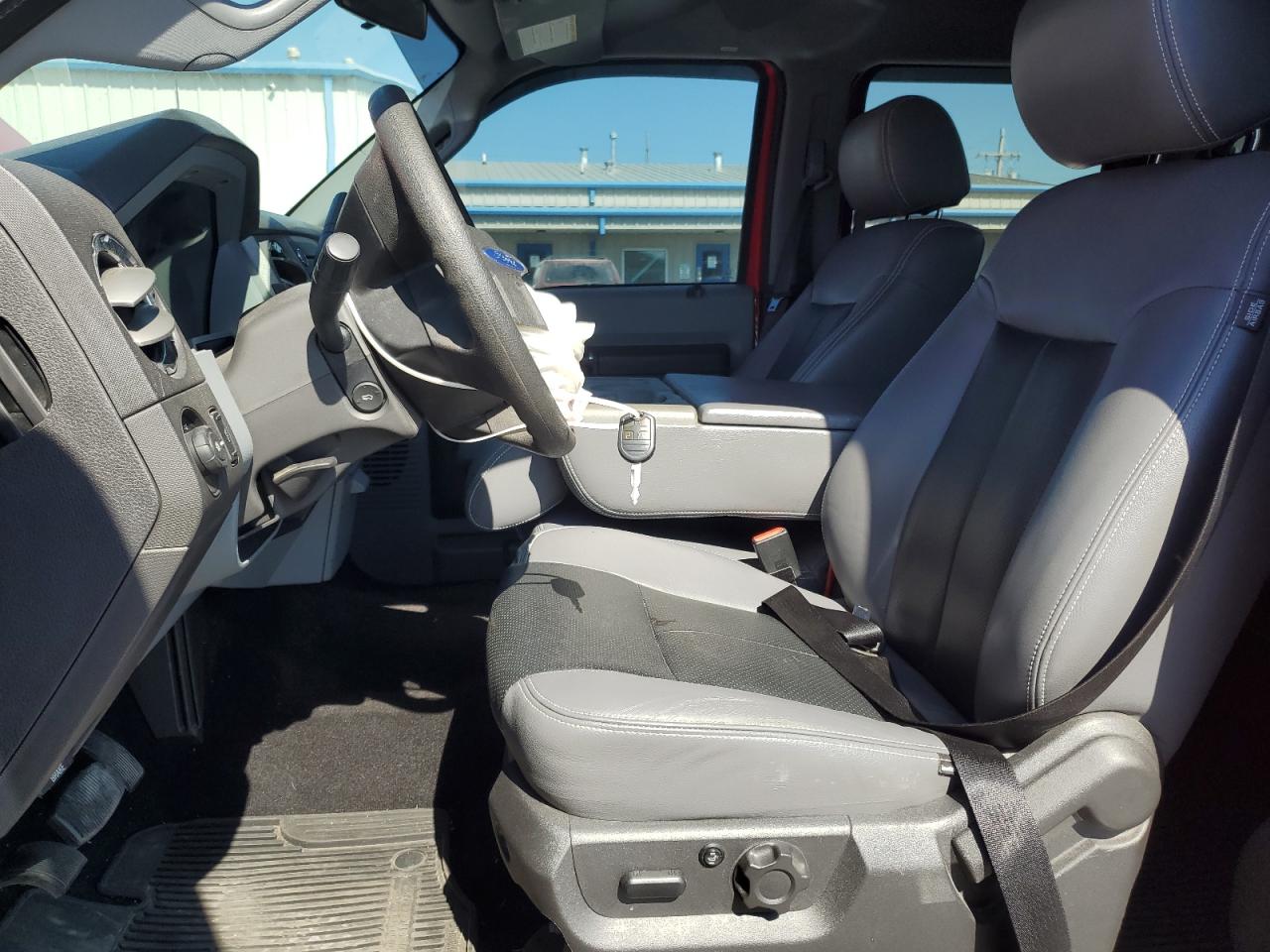 FORD F-250 SUPER DUTY