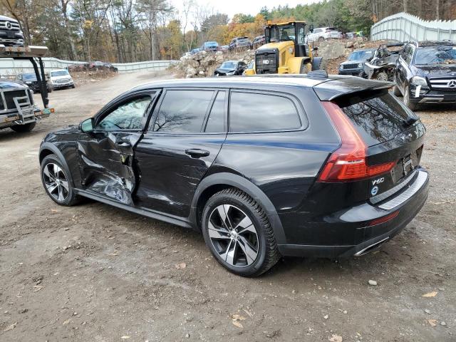 2020 VOLVO V60 CROSS COUNTRY T5 MOMENTUM - YV4102WK9L1039206