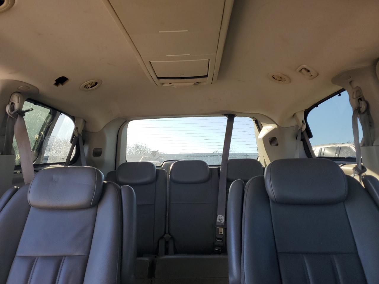 CHRYSLER TOWN & COUNTRY TOURING