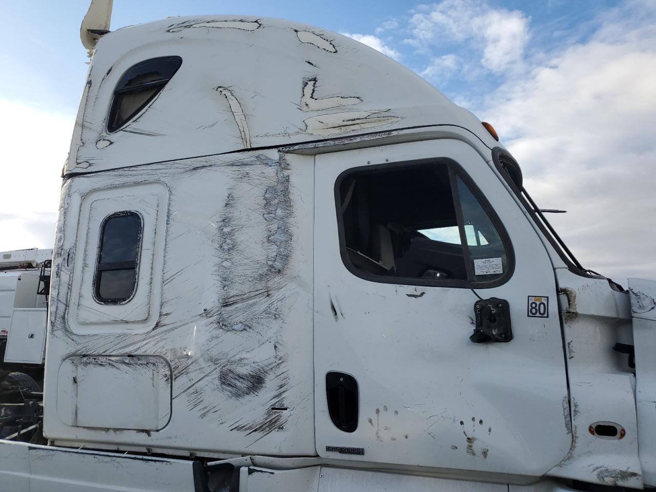 Lot #3280583444 2016 FREIGHTLINER CASCADIA 1