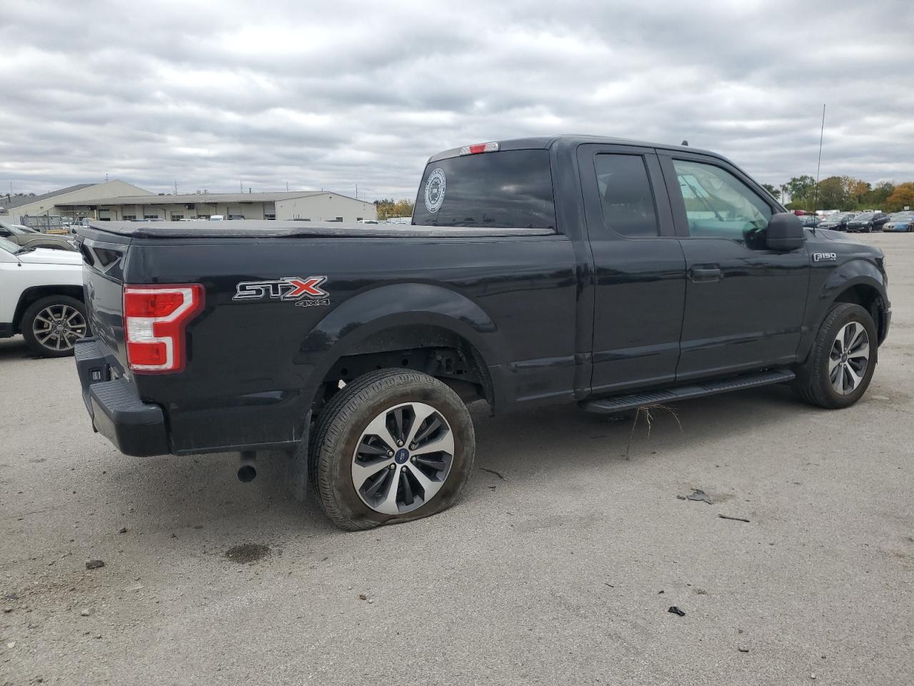 FORD F-150 SUPER CAB