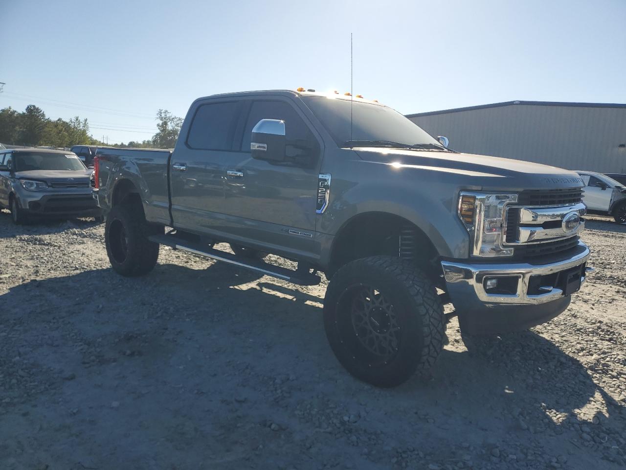 FORD F-250 SUPER DUTY